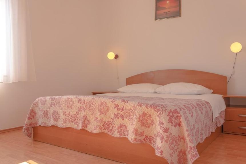 Apartments Ellen Banjole Extérieur photo