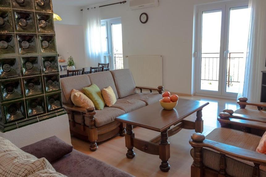 Apartments Ellen Banjole Extérieur photo